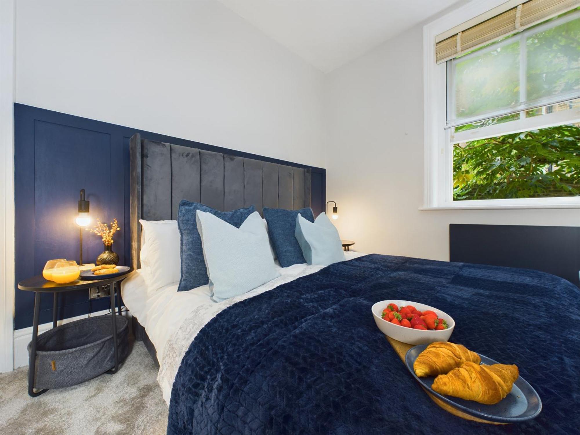Charm At Charleville London